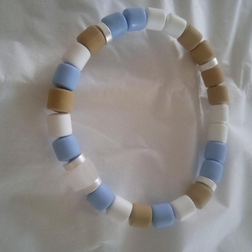 Bracelet...stretch bracelet, mini cube shape neutral color bead, 7" inches